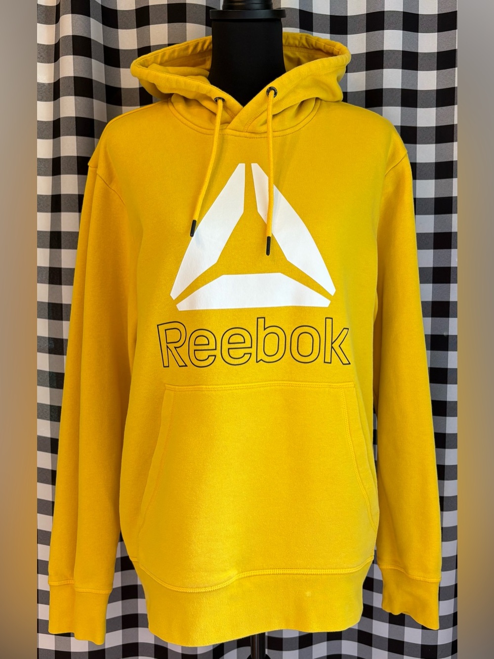 Reebok Men’s Delta Logo Fleece Hoodie in Golden Yellow. Size M